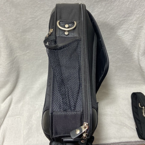 Dell Black Laptop Bag - Picture 4 of 16